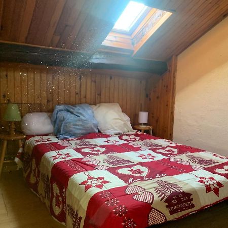 Joli Appartement Dans Une Maison Ancienne Акс-ле-Терм Екстериор снимка